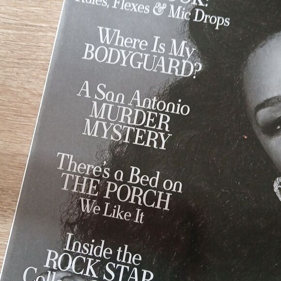 Town & Country Magazine w/Angela Bassett Cover March 2025 Stylish Iconic - Picture 2 of 5